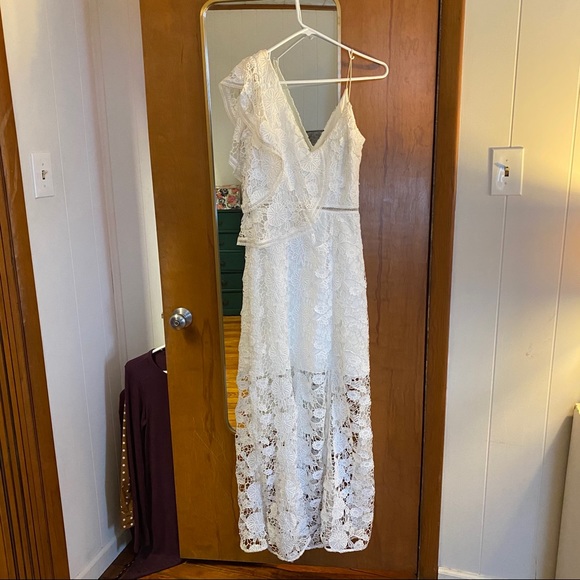 Keepsake White Floral Lace Maxi Dress Size Small - Picture 4 of 13